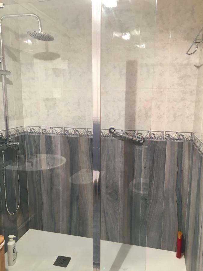 Piso Velazquez Apartment Gijon Bagian luar foto