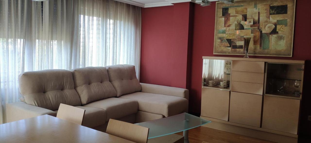 Piso Velazquez Apartment Gijon Bagian luar foto