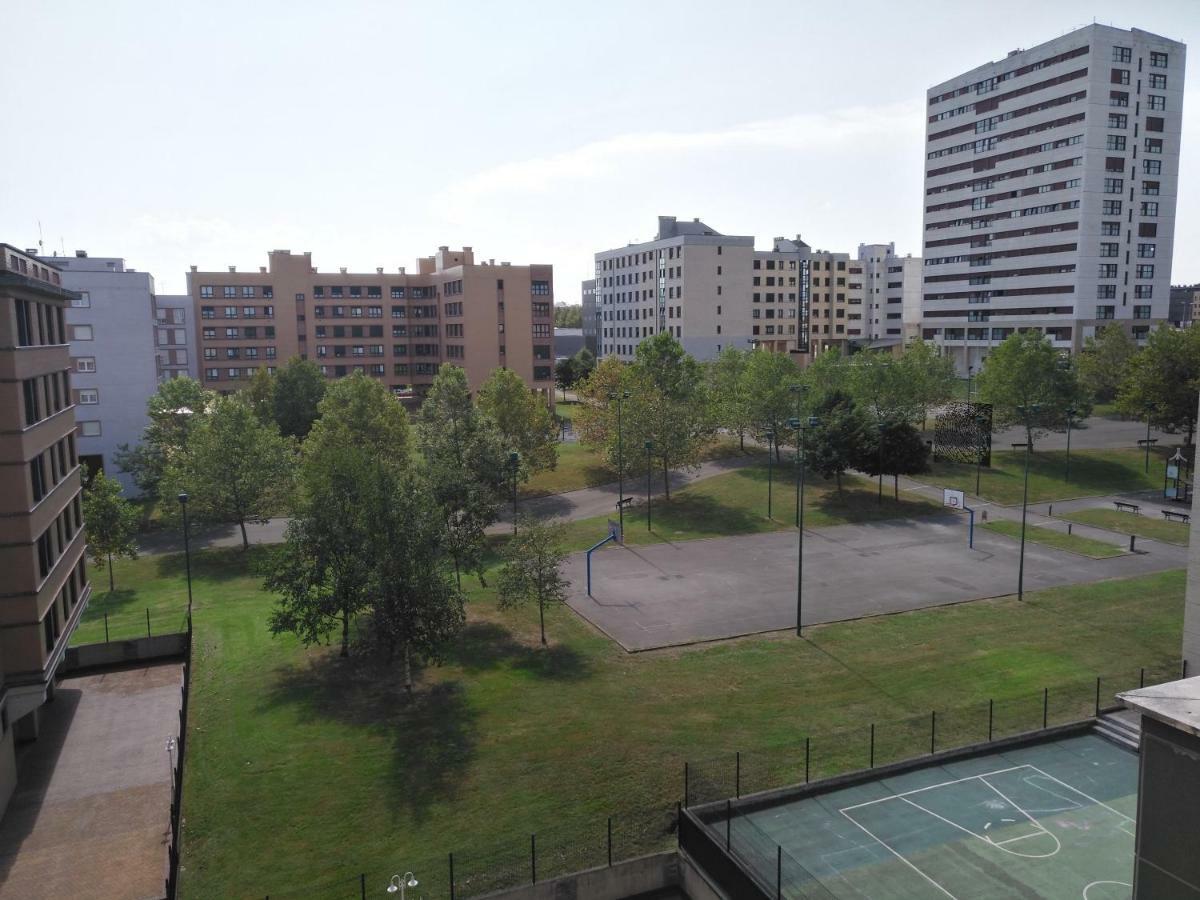 Piso Velazquez Apartment Gijon Bagian luar foto